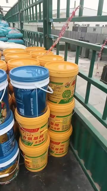水溶肥搭配有机肥发一车，有需要的老板联系我